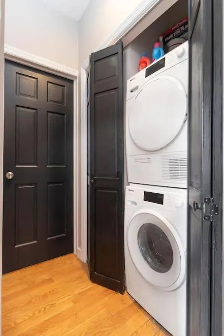 Renovated Lower Eastside 2Br Washer Dryer New York Apartment